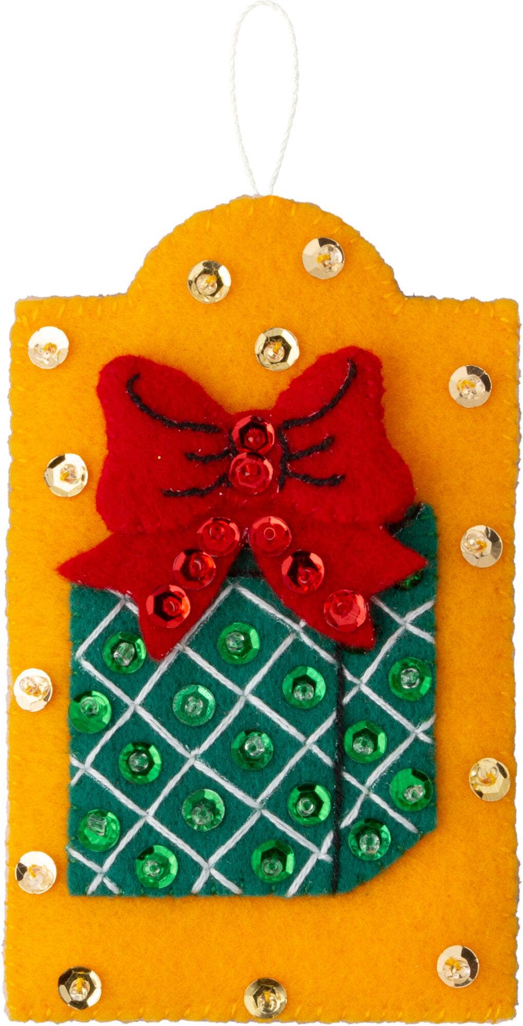 Bucilla® Holiday Gift Tags – Seasonal Felt Kits